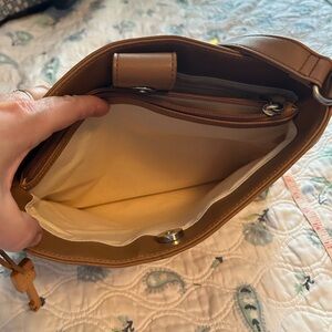 Universal Thread Tan Shoulder Bag